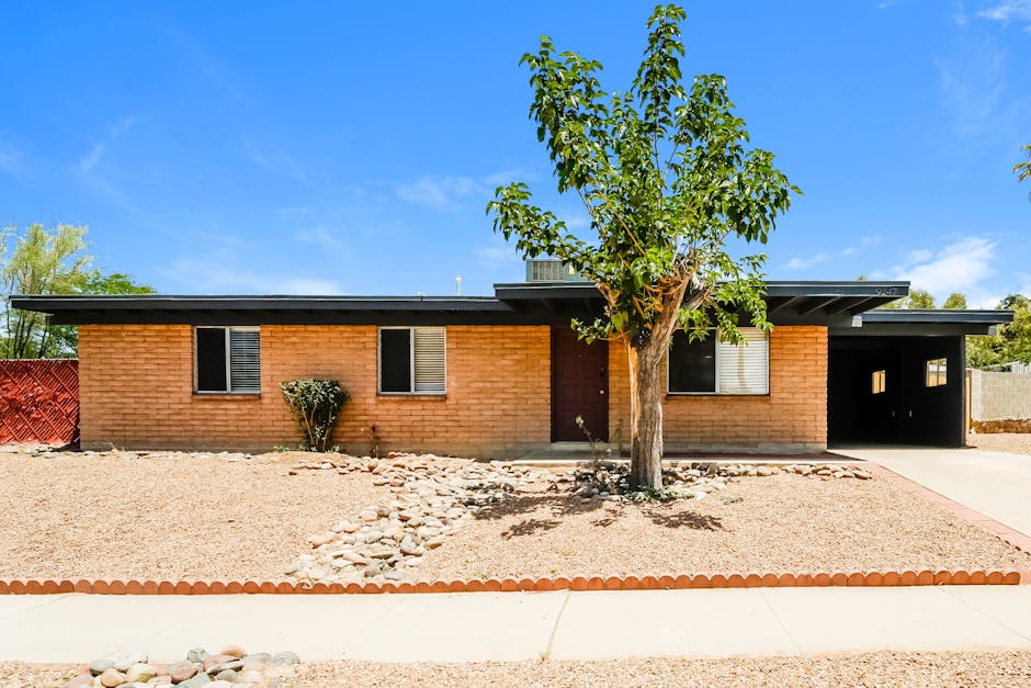 9247 E PALM TREE DR, TUCSON, AZ 85710 Home for Rent 3 Beds, 2 Baths
